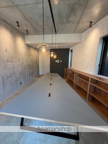 リヴ アン フルールの内装写真