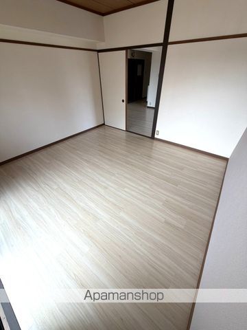 長友マンションの内装写真