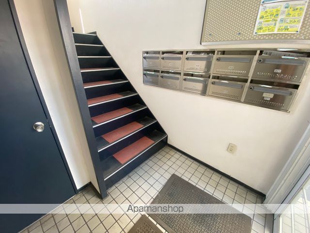 レジデンス本通の玄関写真