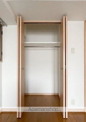ニューガイアリルーム西新南No67の内装写真