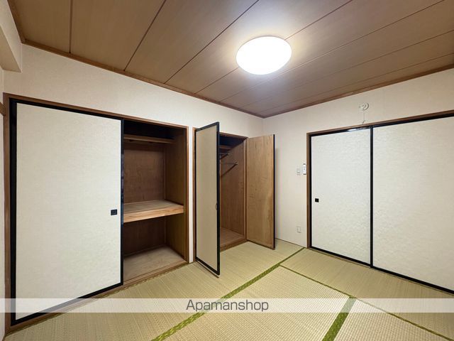 アルファーコートの内装写真
