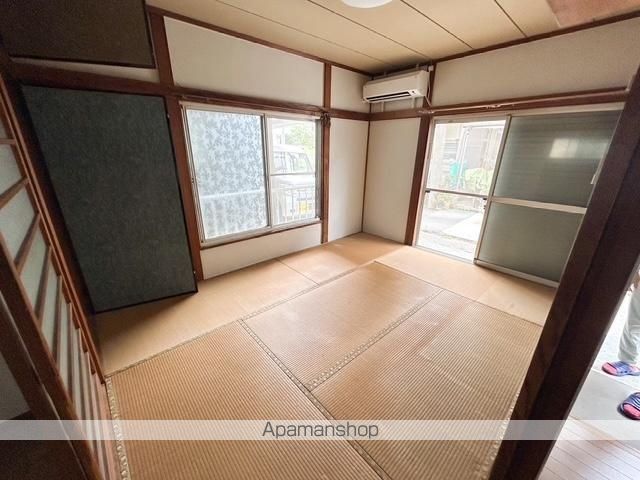 高村貸家の内装写真