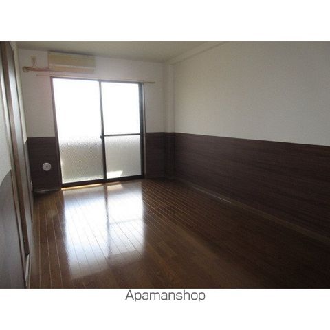 アンプルール フェール 柏の内装写真