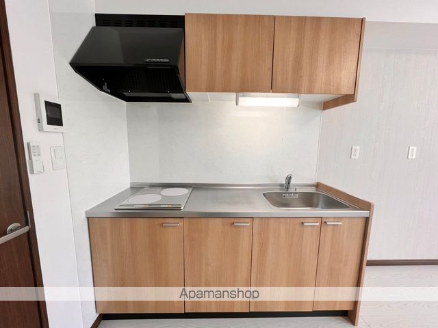 CRECERIIの内装写真