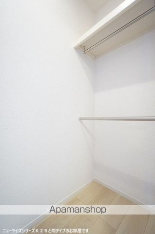 モンターニャ[1LDK/50.01m2]の収納