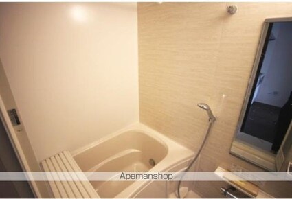 東京都世田谷区三軒茶屋２丁目[1K/25.42m2]のバス