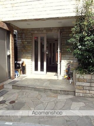 東京都世田谷区桜丘３丁目[1K/28.44m2]のエントランス