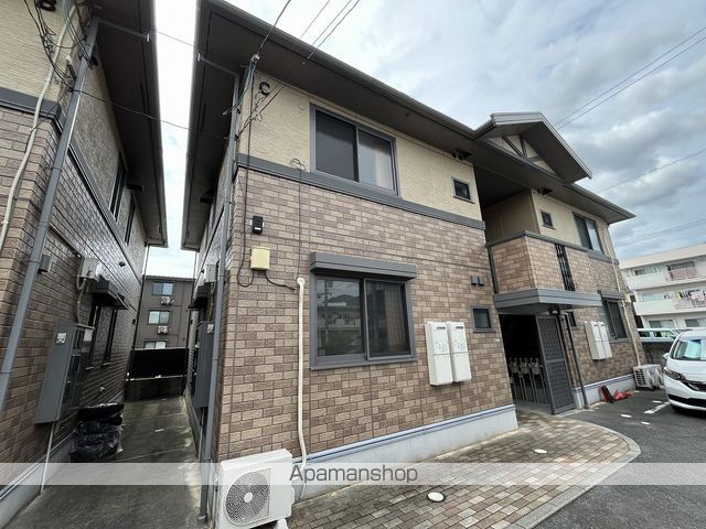 ファミール三筋 C棟の外観写真