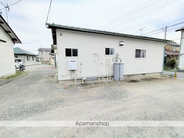 新井アパートの外観写真