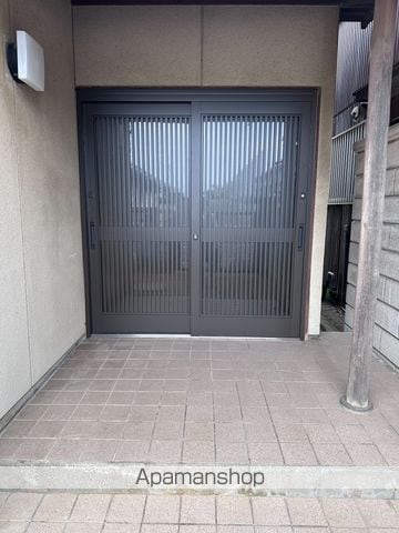 出作町戸建の内装写真
