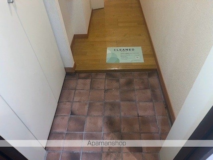 シンシア学芸大学[1K/26.34m2]の玄関