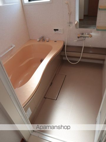 リビングタウンなかもず B棟の内装写真