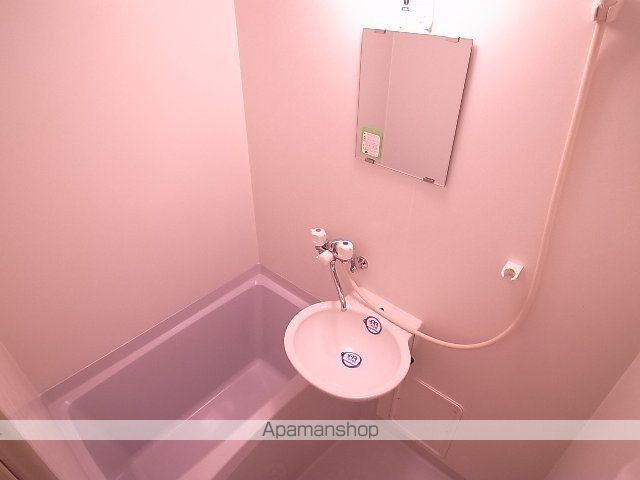 アンプルールフェール福岡の内装写真