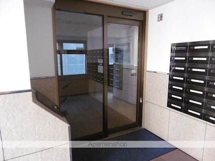 ロイヤルステージ宮城野[1K/28.84m2]のエントランス