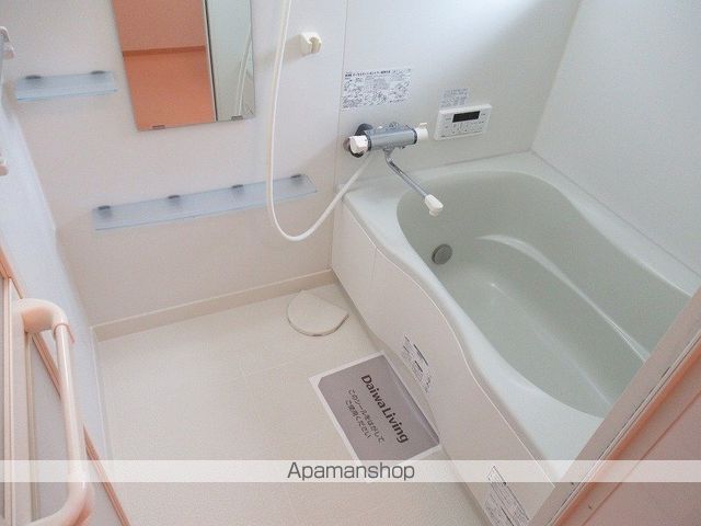 盛岡市 2階建 築18年の内装写真