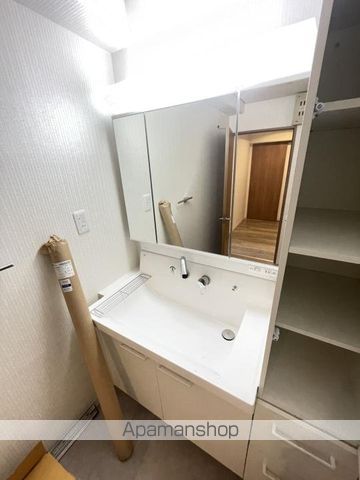 OKINIOSAKATEMMASUNNYAPARTMENTの内装写真