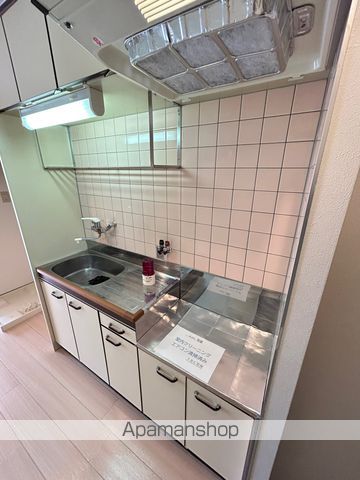 IBC中百舌鳥の内装写真