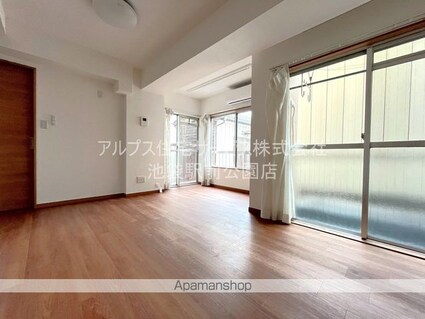 野畑ビル[1R/20.47m2]のリビング・居間