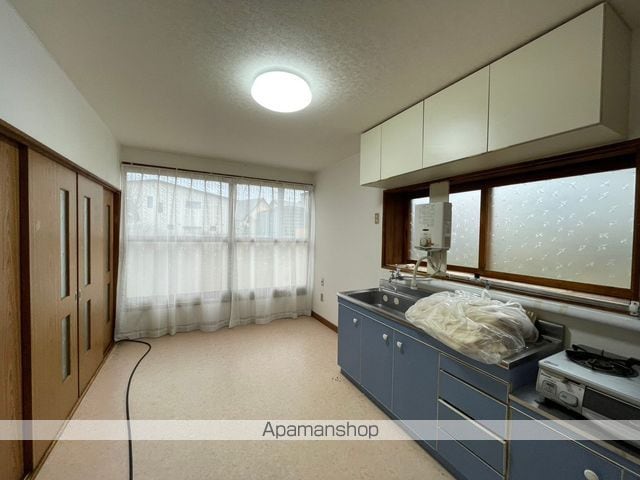 ガーデン緑ヶ岡の内装写真