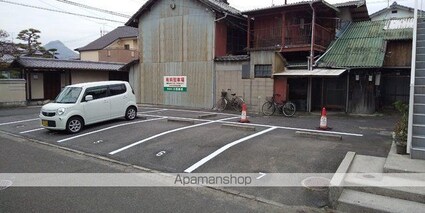 ヒルズ・エビス[3DK/52.17m2]の駐車場