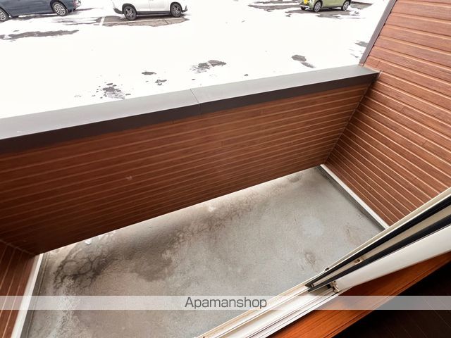 帯広市 3階建 築13年の内装写真