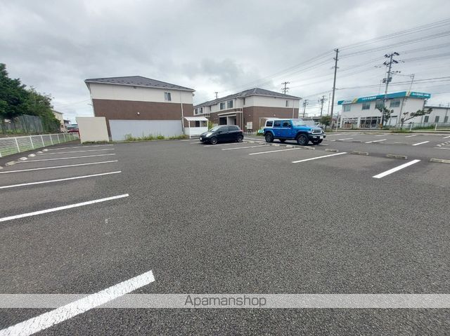 ラトゥールVのその他写真