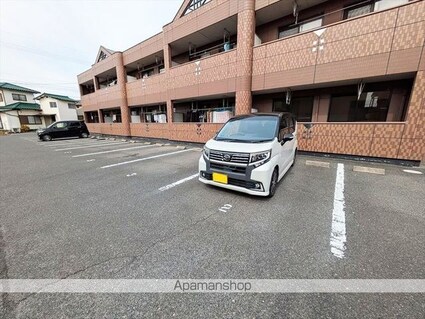 グーズベリー[2DK/45.63m2]の駐車場