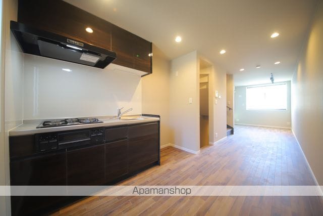 detached 東京都多摩市鶴牧６丁目11

地図を見る