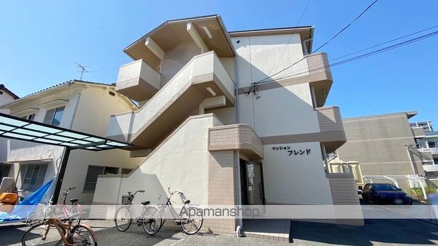 マンションフレンドの外観写真