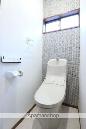 西東京市新町５丁目戸建[5SLDK/138.75m2]のトイレ