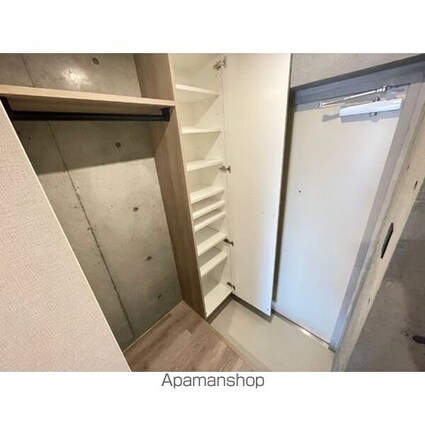 グランイニシオ徳川[2LDK/53.31m2]の玄関