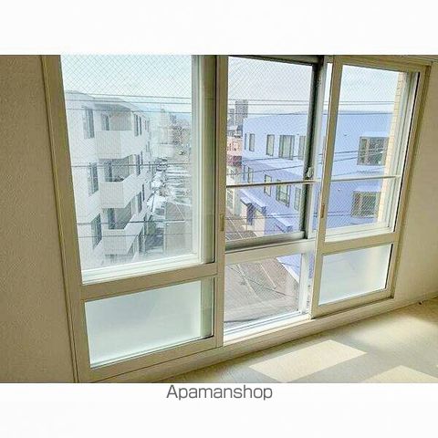 LIFEの内装写真