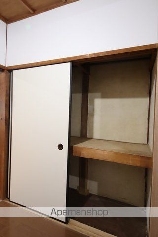 池田市 2階建 築62年の内装写真