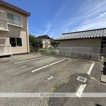 ハイツ松崎Ａ棟[2DK/40.58m2]の駐車場2