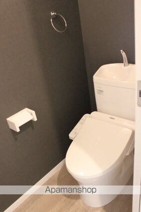 Ｃａｌｉｆｏｒｎｉａ　ＡＰＴ[1K/27.06m2]のトイレ