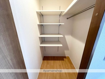 ルート・エイト[1LDK/34.37m2]の収納