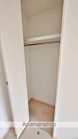 ヴェルメゾン三津屋中の内装写真