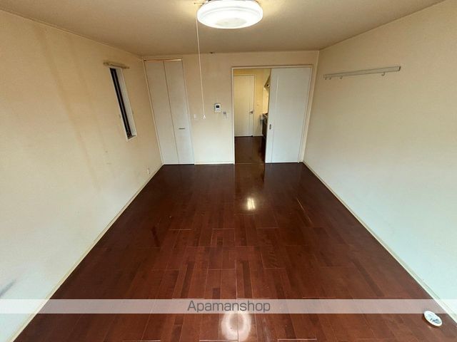近鉄名古屋線 近鉄八田駅 徒歩15分 2階建 築18年の内装写真