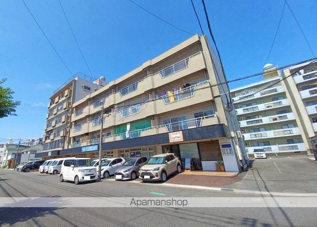 第一重永マンションの外観写真
