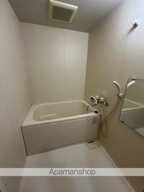 和歌山県和歌山市紀三井寺[2LDK/59.4m2]のバス