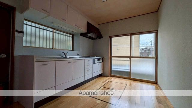 八王子市 2階建 築49年の内装写真
