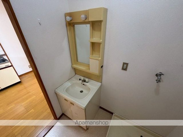 YAYOICHO FLATの内装写真