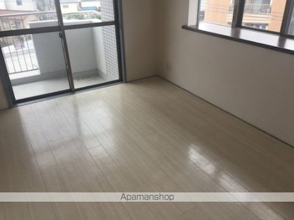 ホワイトコートⅡ[2LDK/52m2]のリビング・居間