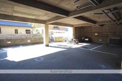 アルジェント朝生田[1DK/45.36m2]の駐車場