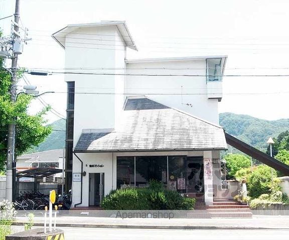 佳北マンションの外観写真
