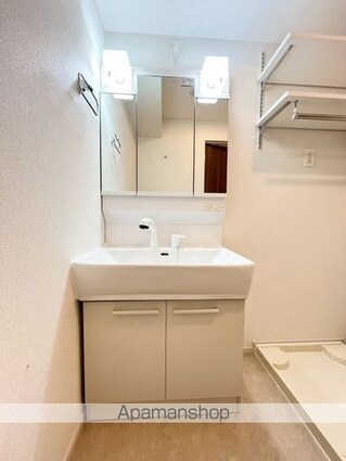 ヒカルサ和歌山本町[1LDK/42.24m2]の洗面所