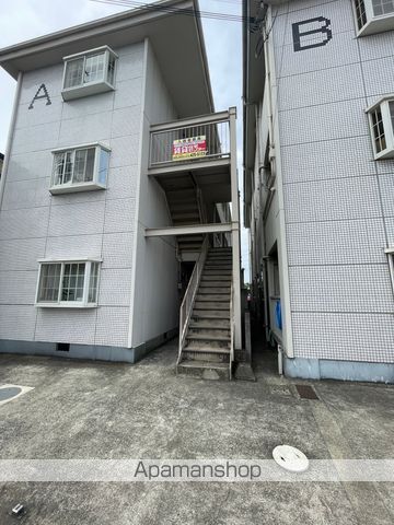 コーポホワイト南出島B棟の外観写真