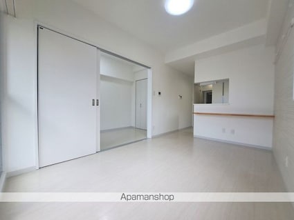 Ｍａｙｆａｉｒ鉄砲町Ｐｒｅｍｉｕｍ[1LDK/33.75m2]のリビング・居間