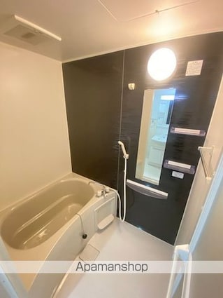 和歌山県和歌山市北新七軒丁[2LDK/69.3m2]のバス