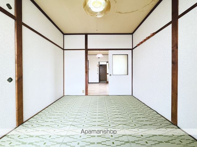 白鳥ハイツの内装写真